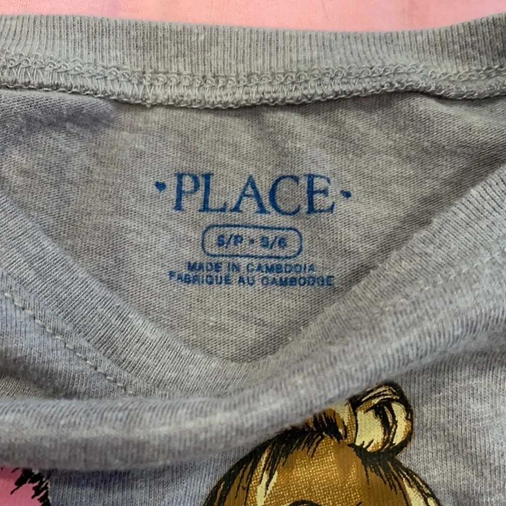 Children’s place my scene/ bratz dolls  grey long sleeve  tee